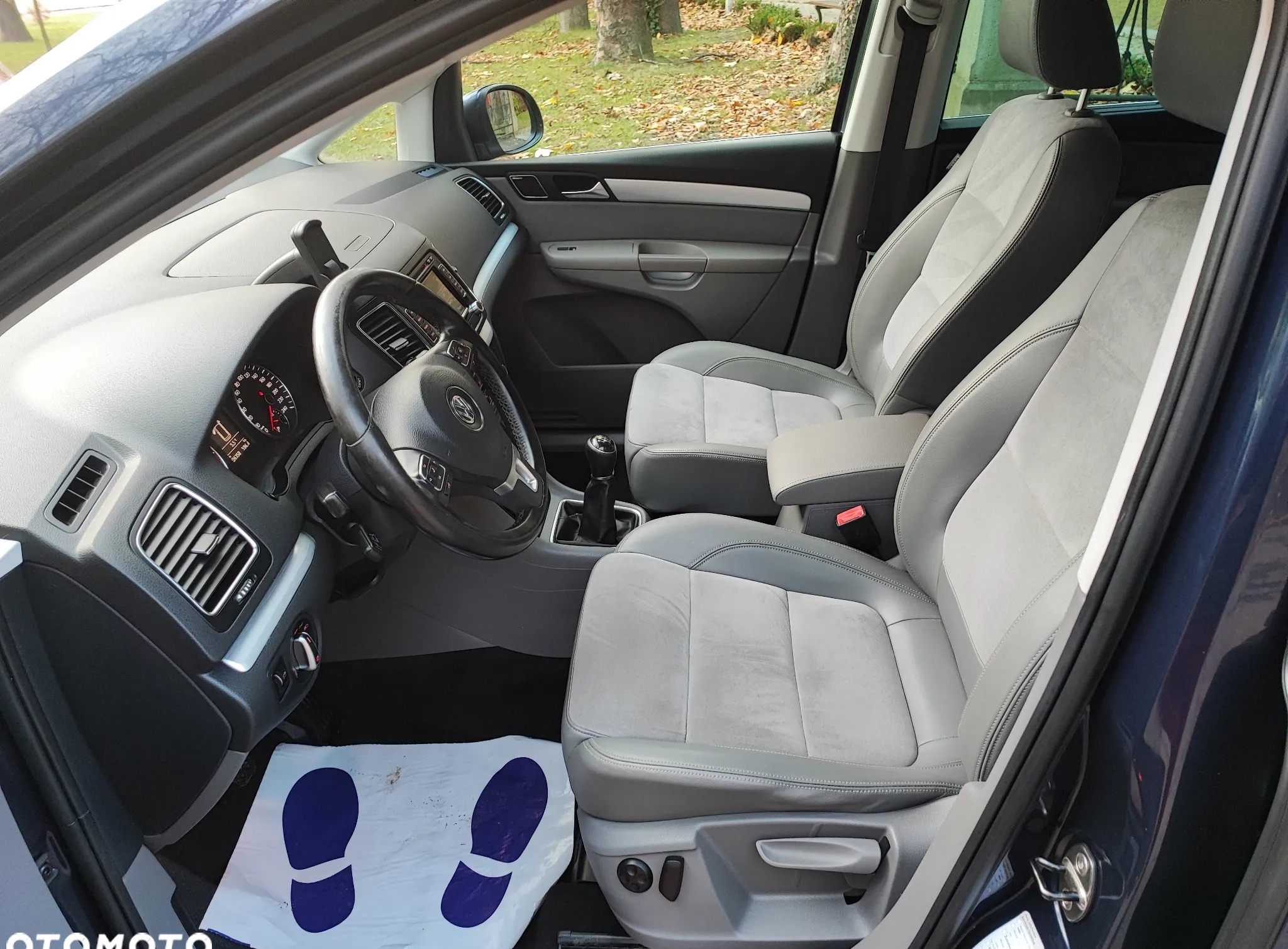 Volkswagen Sharan cena 39800 przebieg: 224000, rok produkcji 2012 z Grodków małe 232